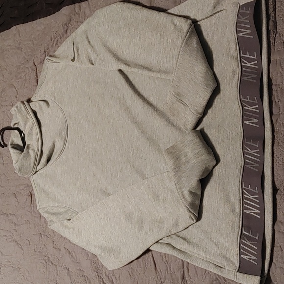 Nike turtleneck sweatshirt dri-fit - Picture 2 of 5
